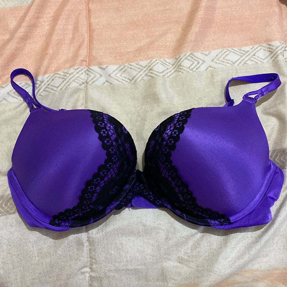 Victoria’s Secret Bombshell Plunge Bra